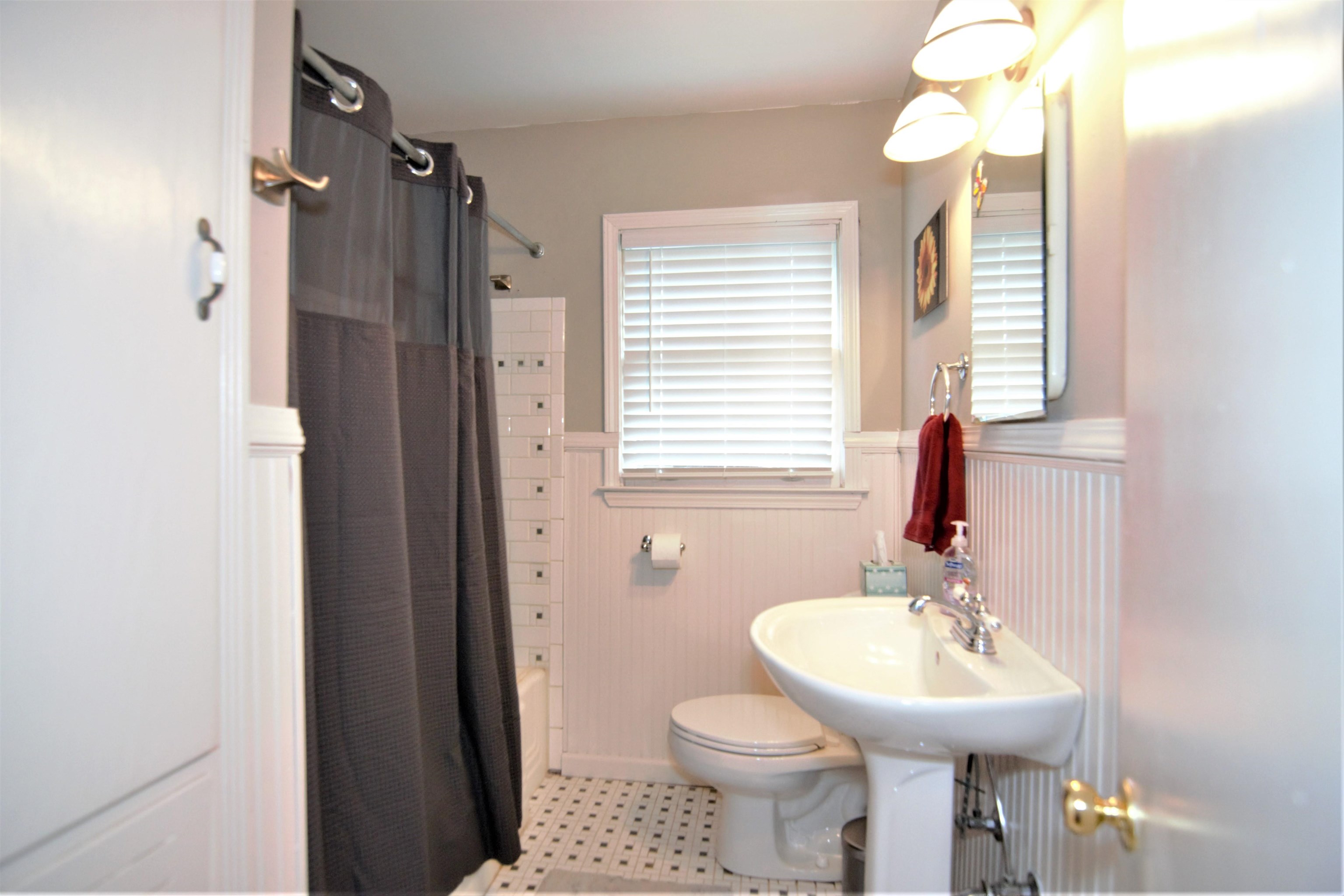 1623 Delmont Road Memphis, TN 38117 - Photo 13 of 16