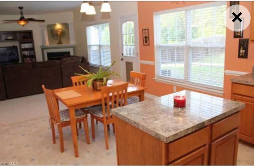 2128 Burton Run Road High Point, NC 27262 - Photo 5 of 10 Breakfast area