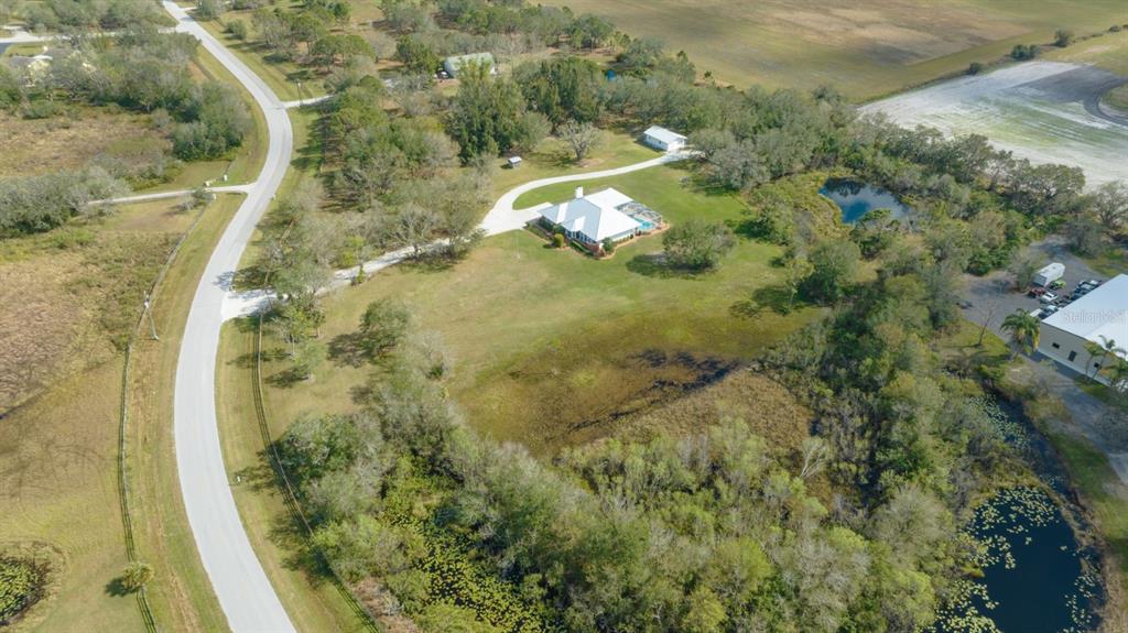 1950 Bern Creek Loop Sarasota, FL 34240 - Photo 13 of 60