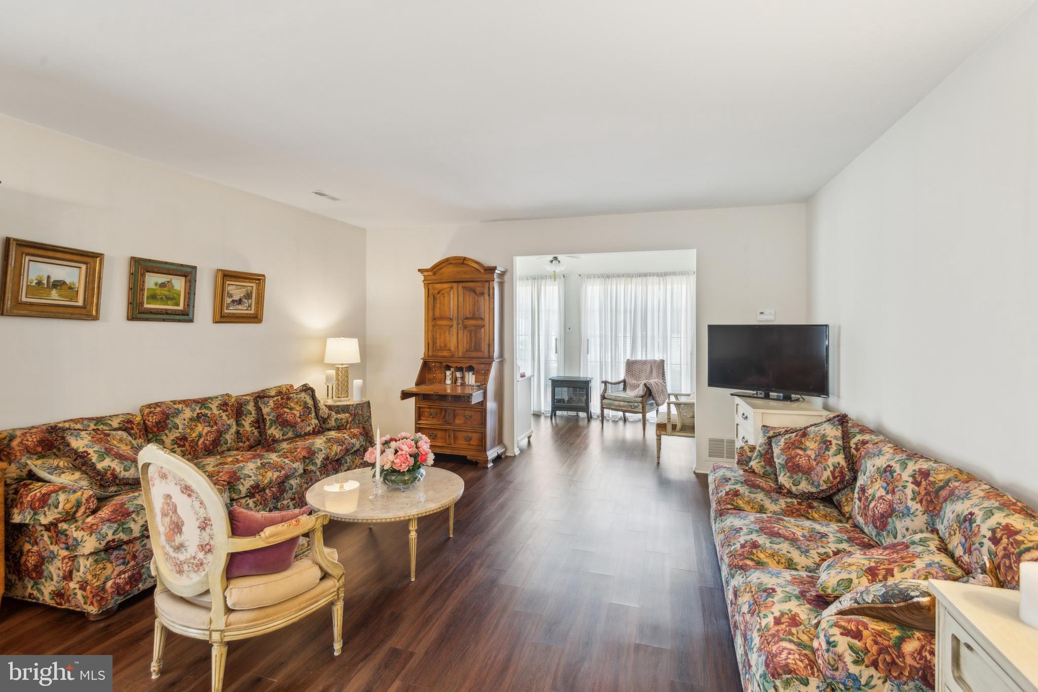 48 Eddystone Way Mount Laurel, NJ 08054 - Photo 10 of 30 a living room with furniture and wooden floor
