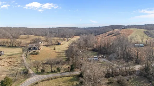 $170,000 | 3955 Possum Hollow Road, Palmyra, TN 37142