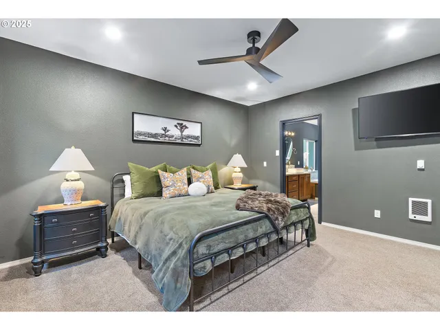 $719,900 | 34321 Southeast Colorado Road, Sandy, OR 97055