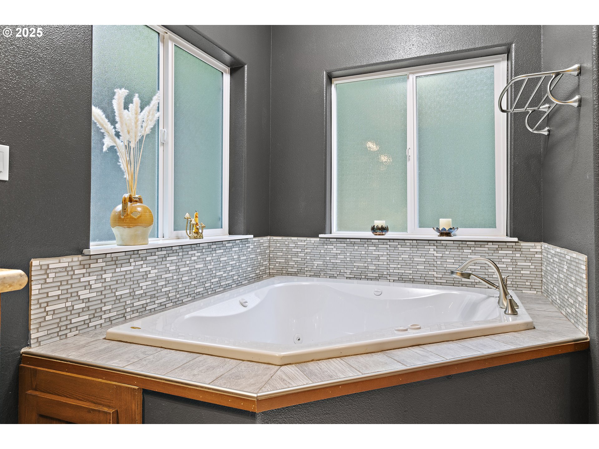 34321 Southeast Colorado Road Sandy, OR 97055 - Photo 27 of 44 Laundry