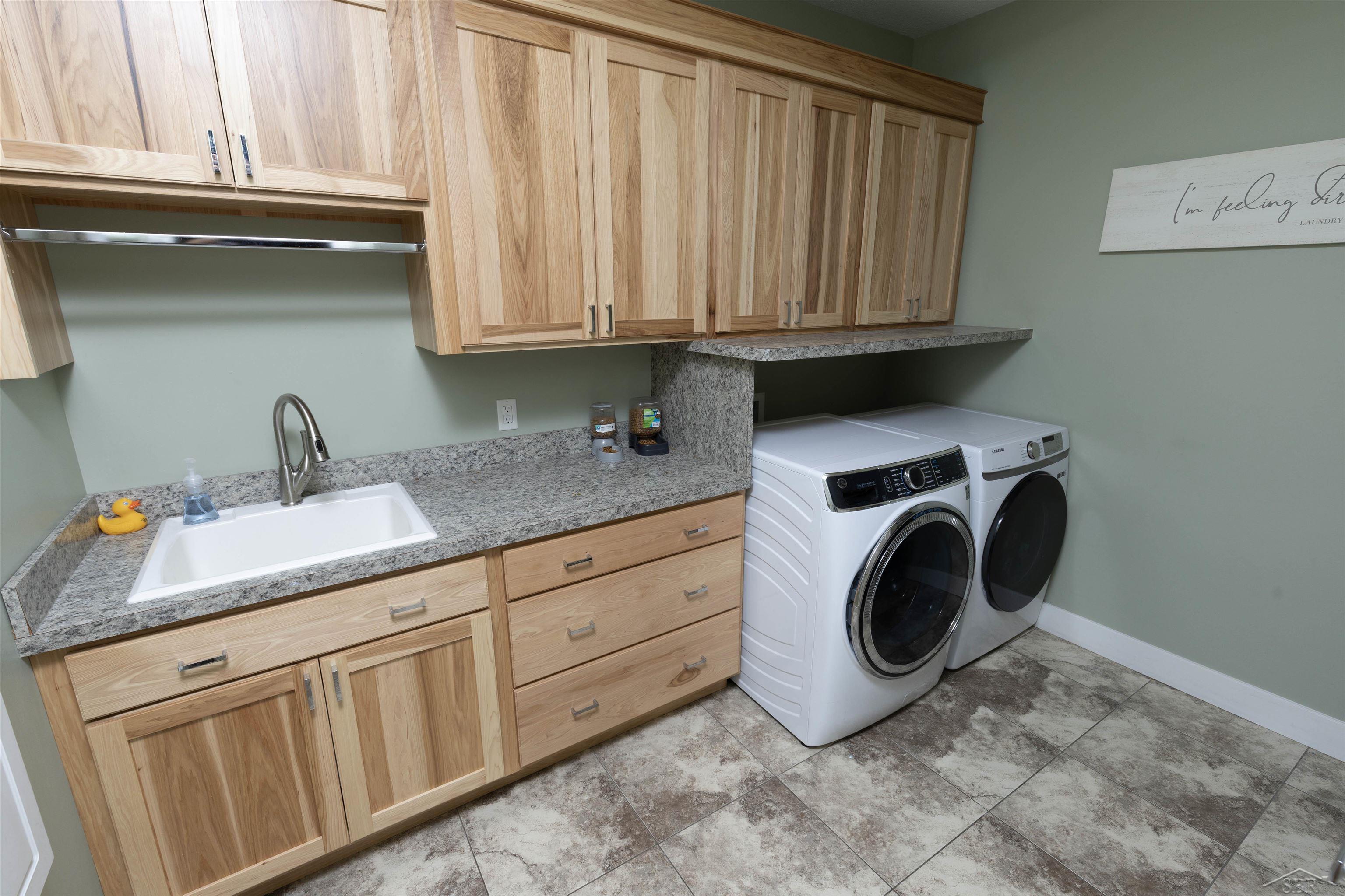 8295 Summer Ridge Court Freeland, MI 48623 - Photo 32 of 59 50152920-c0da6918-9391-4aa8-a419-fb25981224e4.JPG