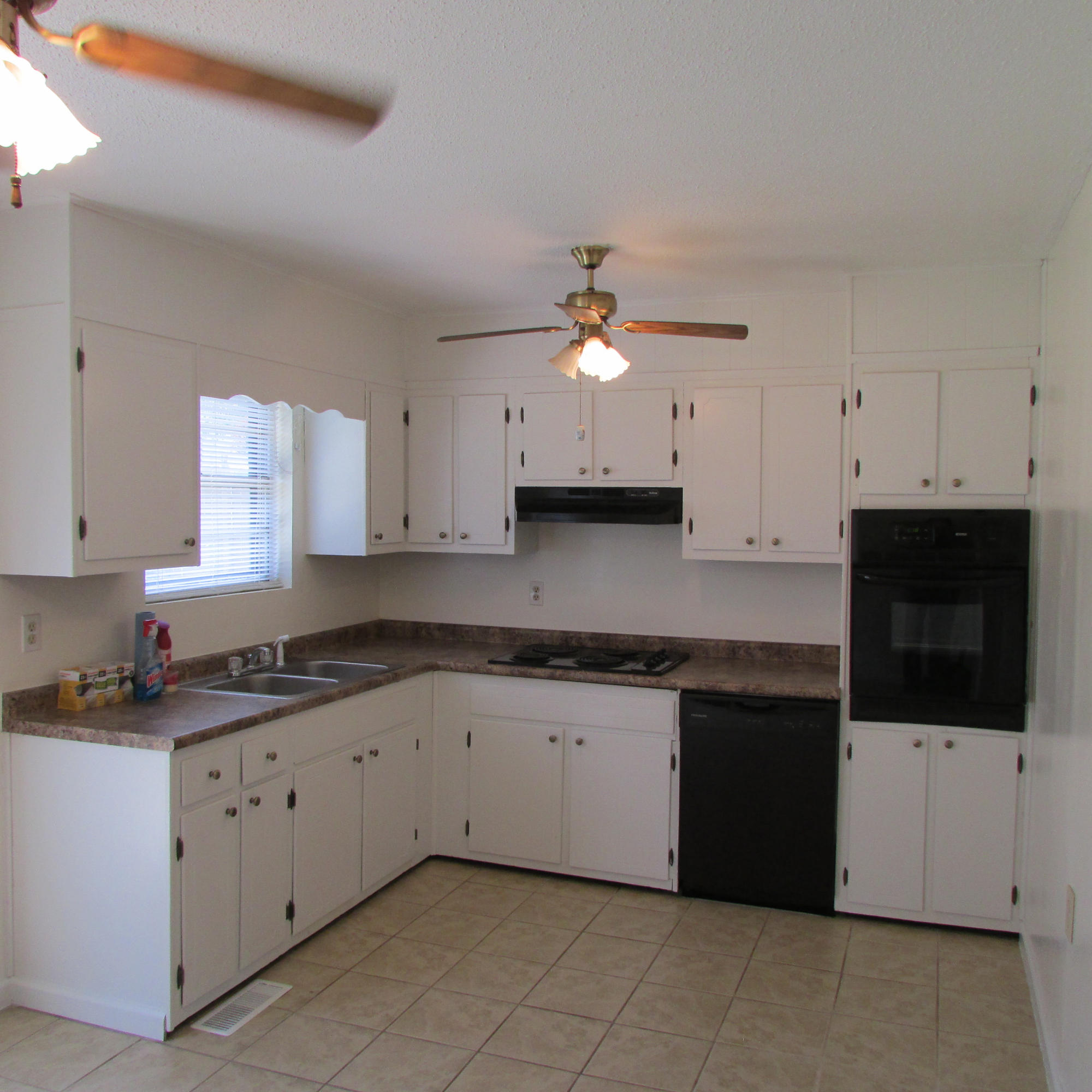 344 Sycamore Street Bean Station, TN 37708 - Photo 20 of 26 Sycamore 323