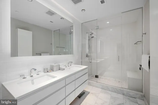 $9,500 | 2501 M Street Northwest, Unit 508, Washington, DC 20037