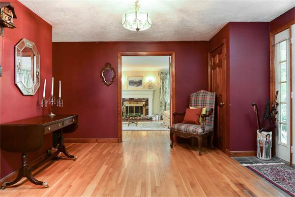 103 Shrine Road Norwell, MA 02061 - Photo 4 of 27 Gallery Image 4