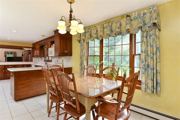 103 Shrine Road Norwell, MA 02061 - Photo 8 of 27 Gallery Image 8