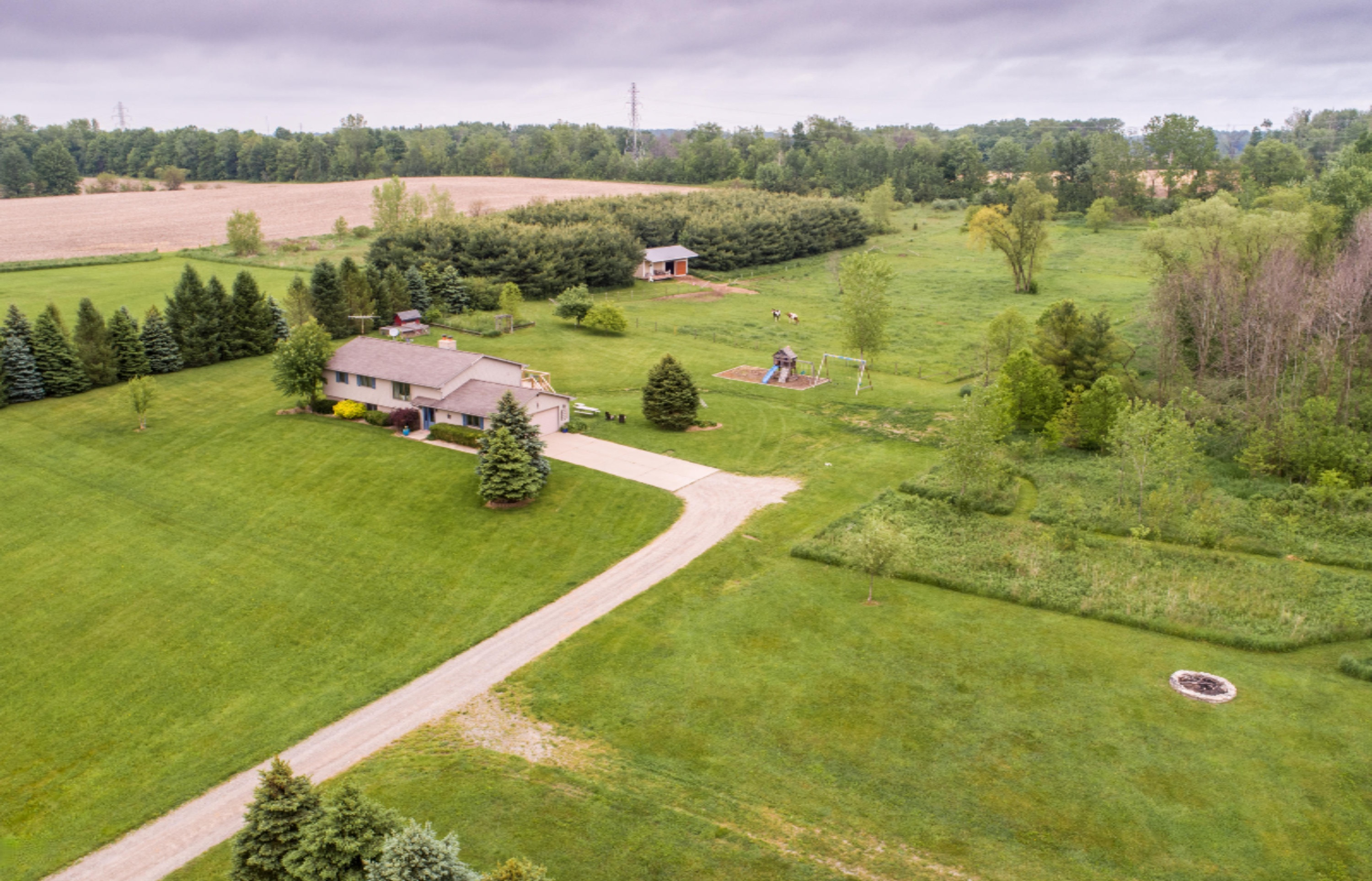 14561 Cleveland Avenue Galien, MI 49113 - Photo 6 of 6 DJI_0101-HDR