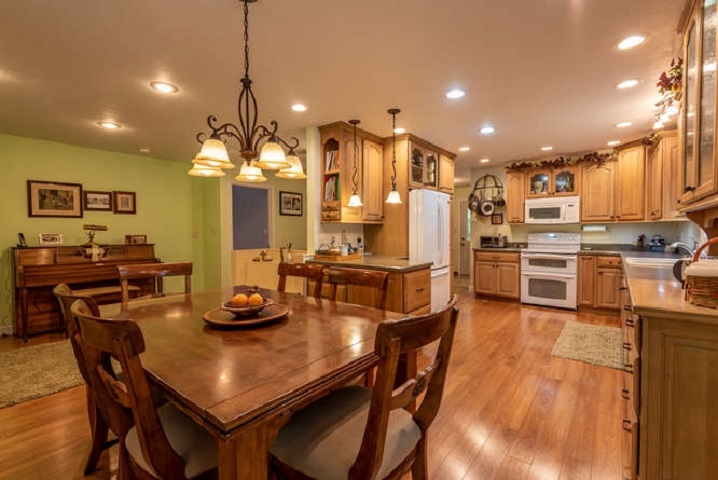 6565 West Duvall Road Bloomington, IN 47403 - Photo 3 of 36