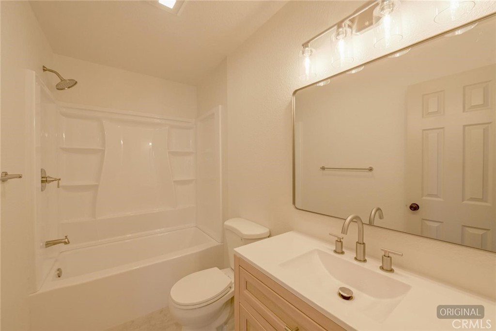 21435 Zuni Road Apple Valley, CA 92307 - Photo 19 of 33