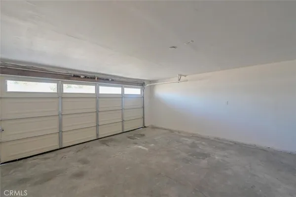 $399,900 | 21435 Zuni Road, Apple Valley, CA 92307