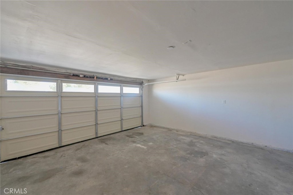 21435 Zuni Road Apple Valley, CA 92307 - Photo 22 of 33