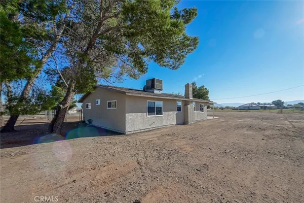 $399,900 | 21435 Zuni Road, Apple Valley, CA 92307