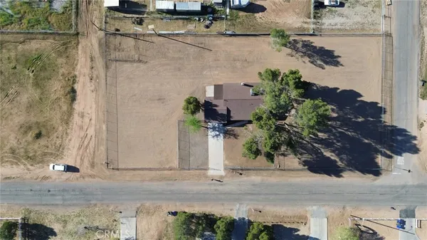 $399,900 | 21435 Zuni Road, Apple Valley, CA 92307