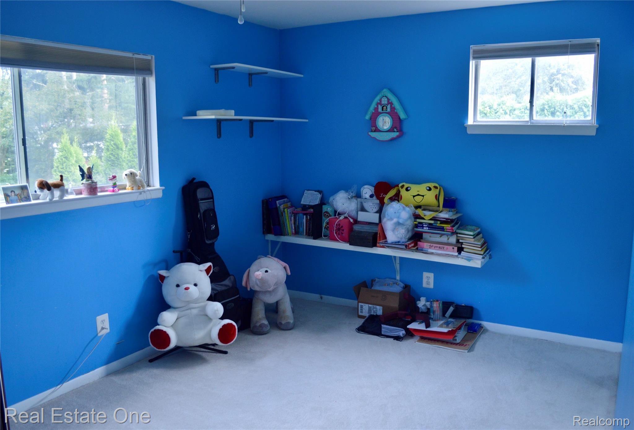 735 Leinster Road Rochester, MI 48309 - Photo 19 of 22 DSC_0157.jpg