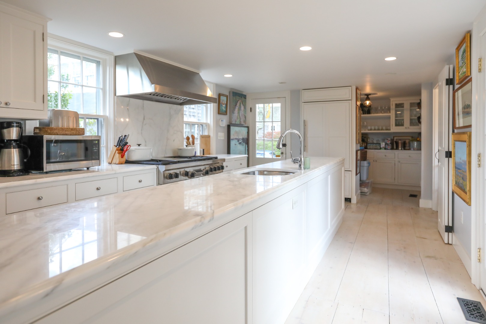 20 Cliff Road Nantucket, MA 02554 - Photo 17 of 39 Gallery Image 17