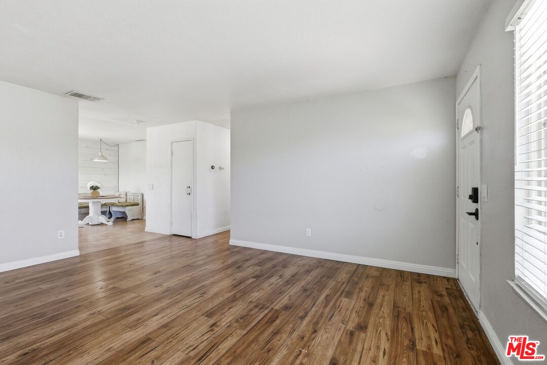 8672 Oak Drive Rancho Cucamonga, CA 91730 - Photo 17 of 21