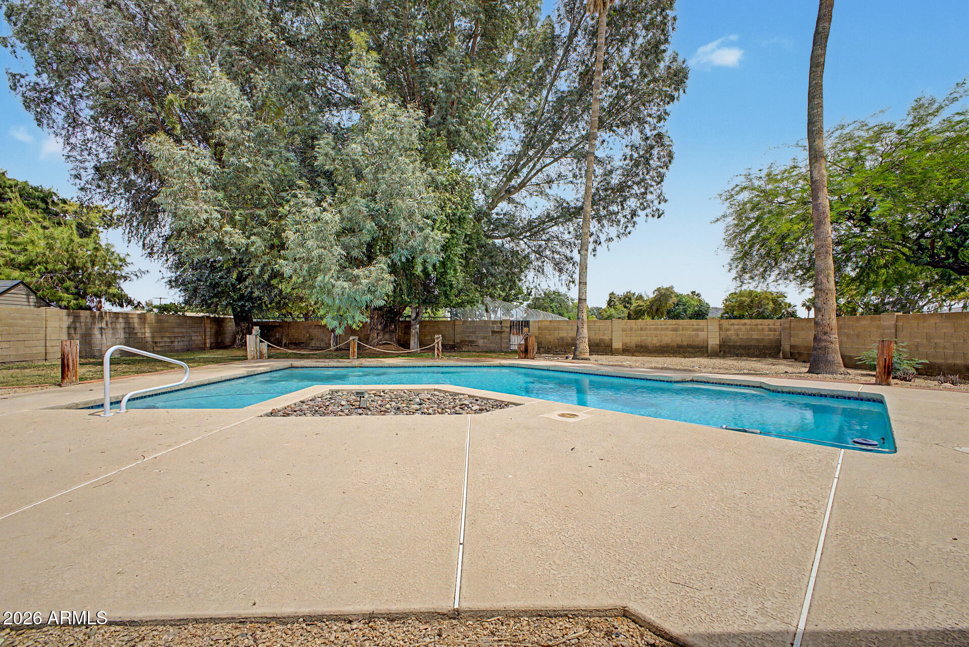 14237 North 24th Avenue Phoenix, AZ 85023 - Photo 32 of 37 32 - 24th