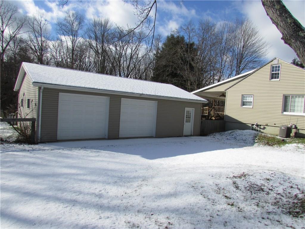 2201 Pulaski Road New Castle, PA 16105 - Photo 2 of 10