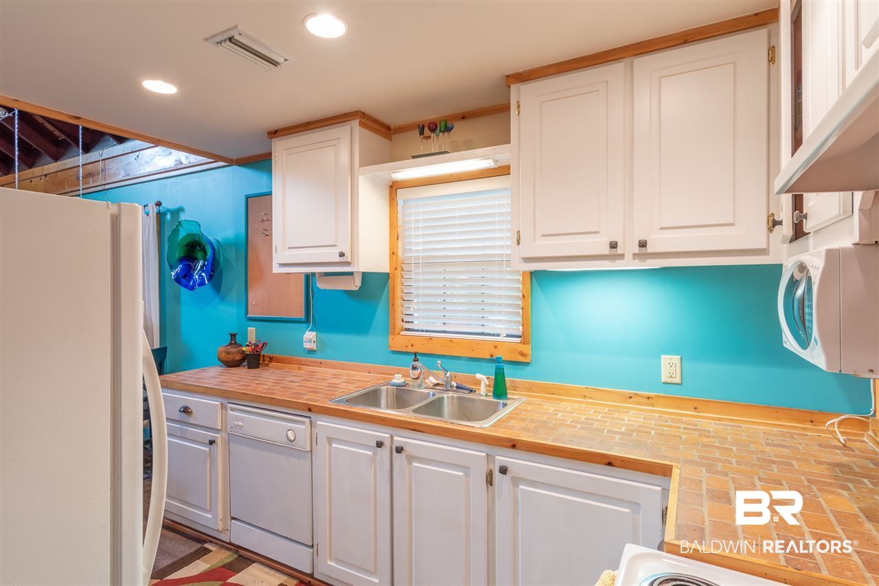 12598 Clay City Road Fairhope, AL 36532 - Photo 13 of 24