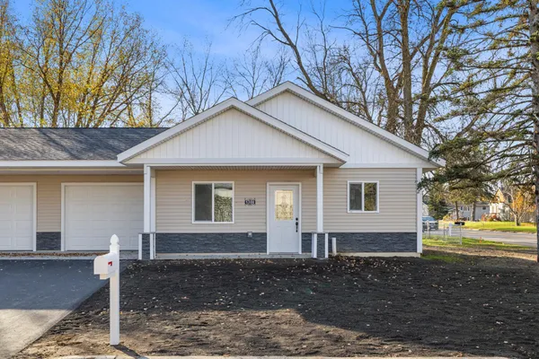 $249,900 | 1306 Chicago Avenue Southeast, Brainerd, MN 56401