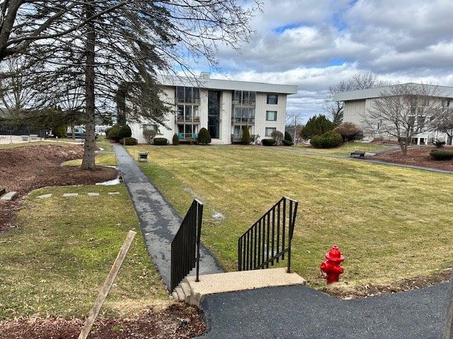 39 Spit Brook Road, Unit 34 Nashua, NH 03060 - Photo 29 of 42 Gallery Image 29