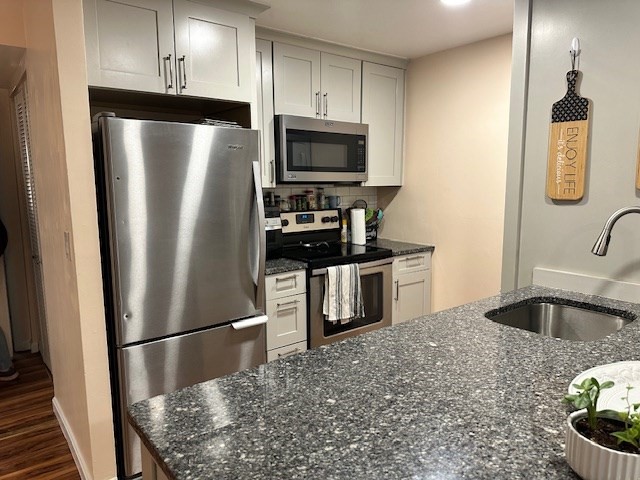 39 Spit Brook Road, Unit 34 Nashua, NH 03060 - Photo 8 of 42 Gallery Image 8