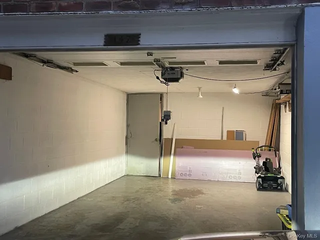 $3,300 | 147 Congers Road, New City, NY 10956