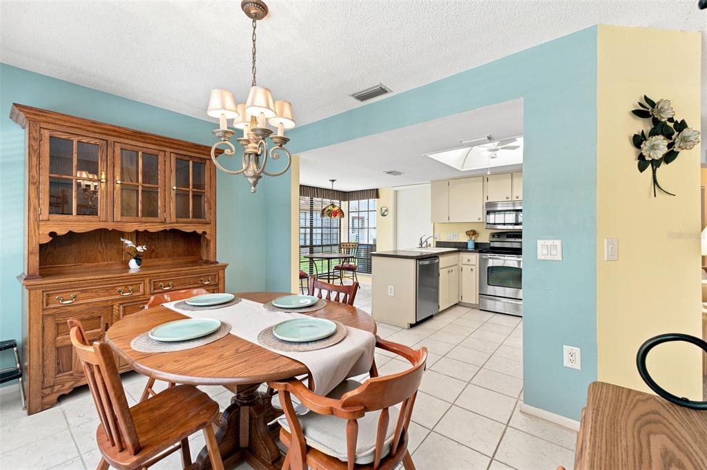 6695 Pin Oak Court Spring Hill, FL 34606 - Photo 16 of 34