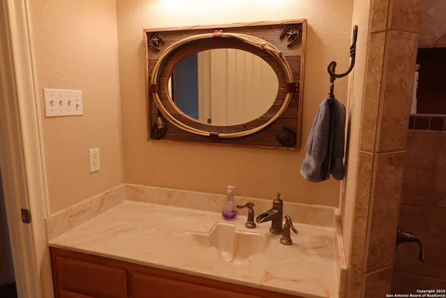 $2,500 | 178 Spring Creek Circle, Pipe Creek, TX 78063