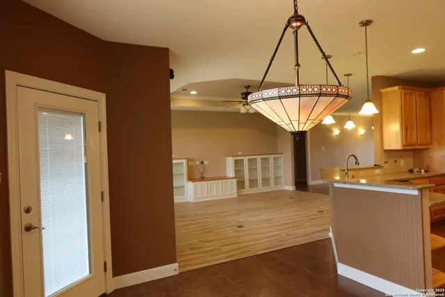 $2,500 | 178 Spring Creek Circle, Pipe Creek, TX 78063