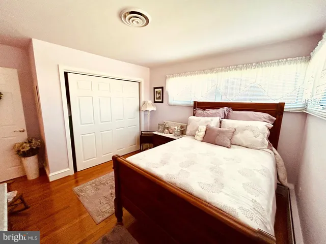 $375,000 | 245 Fairton Cedarville Road, Cedarville, NJ 08311