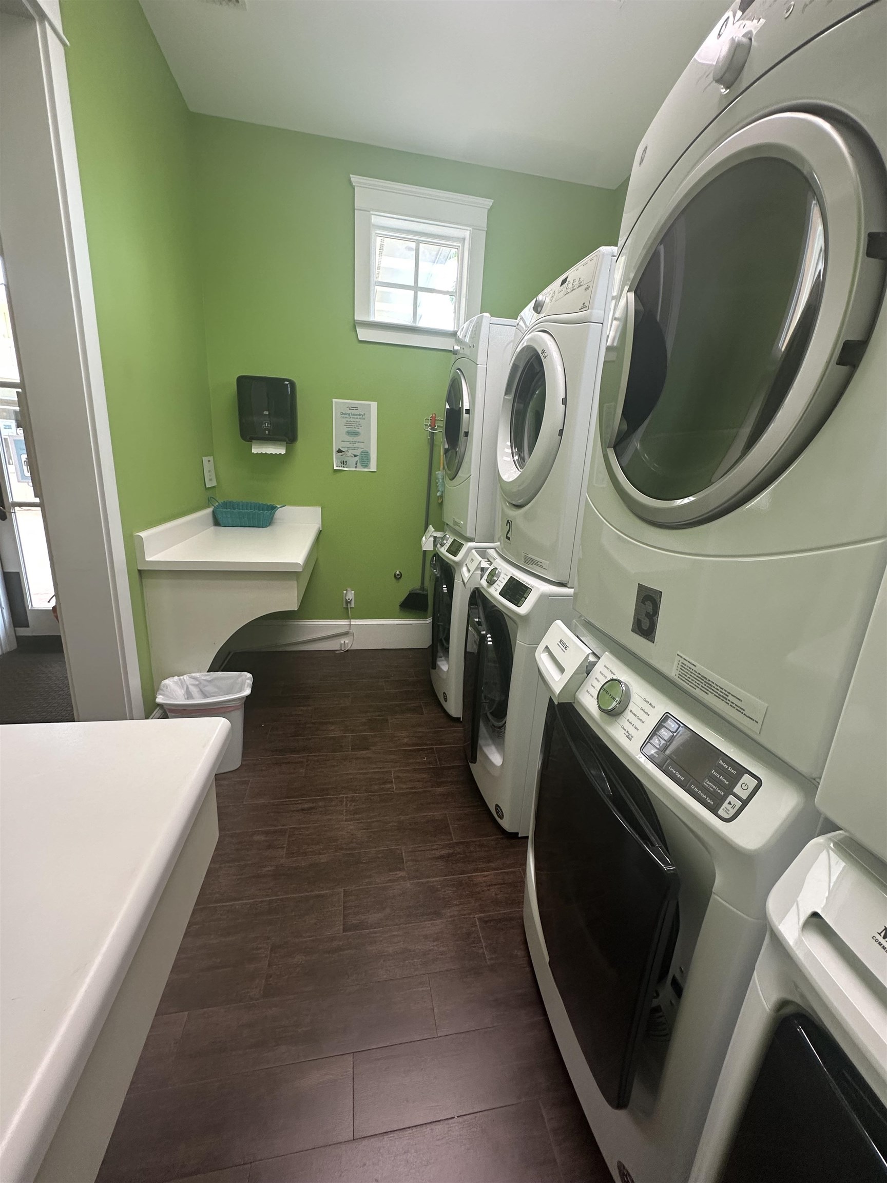 12059 Raptor Court Elberta, AL 36530 - Photo 16 of 24 Laundromat