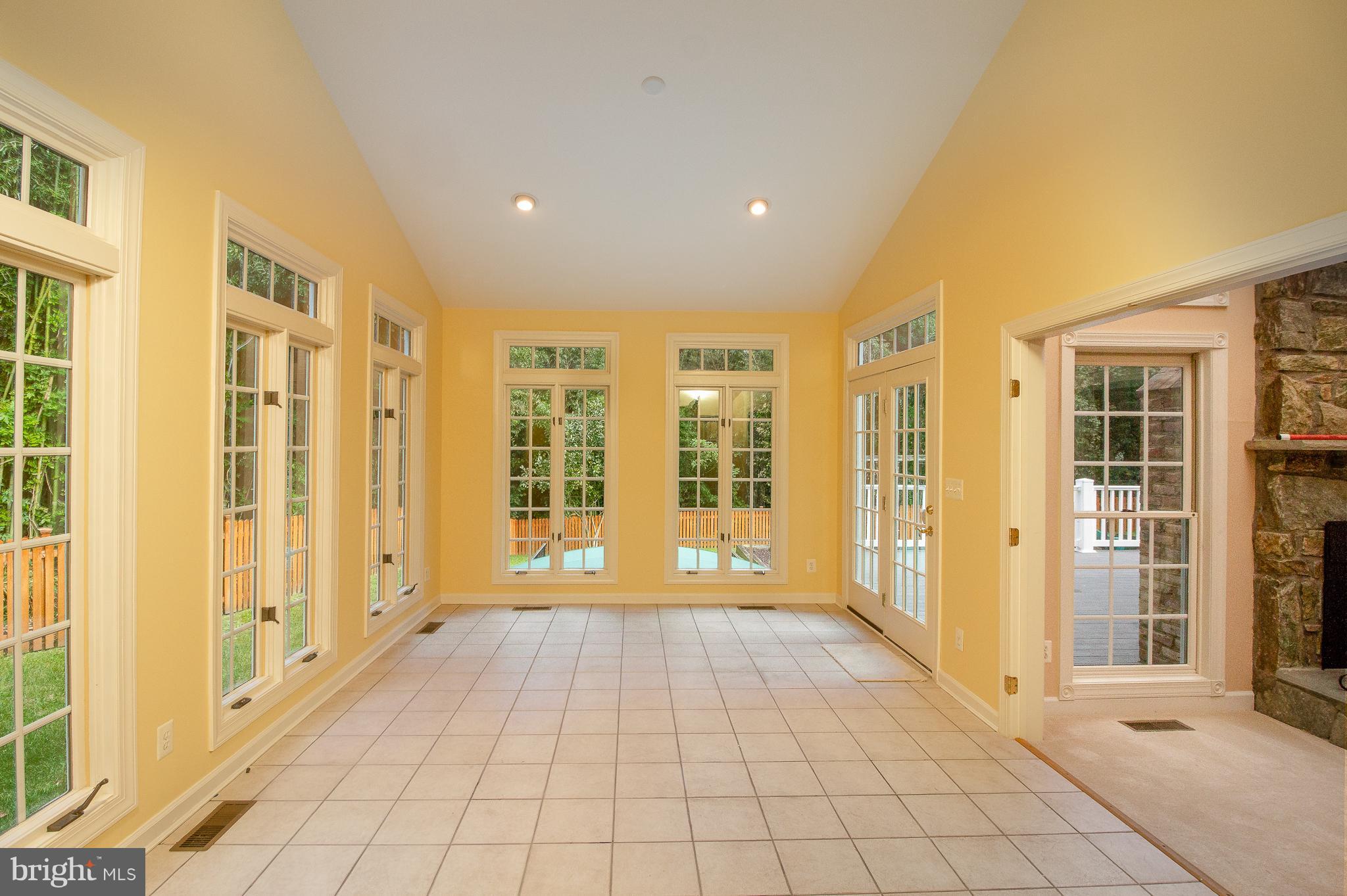 2018 Elmwood Road Annapolis, MD 21409 - Photo 13 of 29 Sunroom