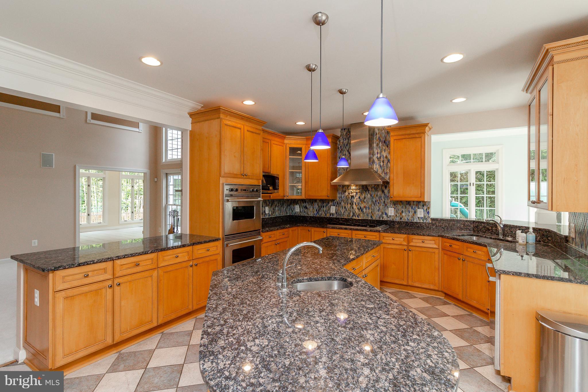 2018 Elmwood Road Annapolis, MD 21409 - Photo 7 of 29 Gourmet Kitchen
