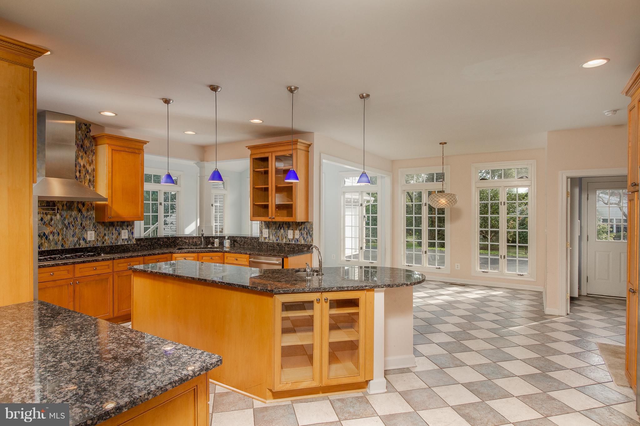 2018 Elmwood Road Annapolis, MD 21409 - Photo 8 of 29 Gourmet Kitchen