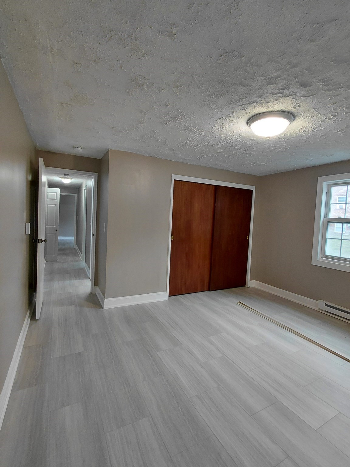 8 Walker Road, Unit 6 North Andover, MA 01845 - Photo 4 of 6 Gallery Image 4