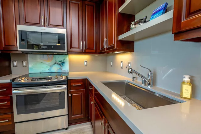 $999,999 | 66 Awela Circle, Unit 2803, Wailuku, HI 96793