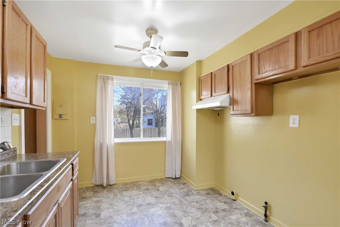 18430 Sheldon Road Brook Park, OH 44142 - Photo 13 of 26 Gallery Image 13