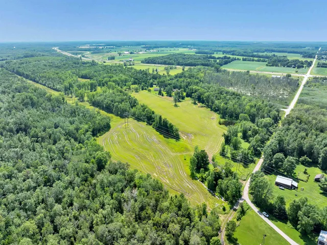 $255,000 | 2059 Maple Grove School Road, Oconto, WI 54153