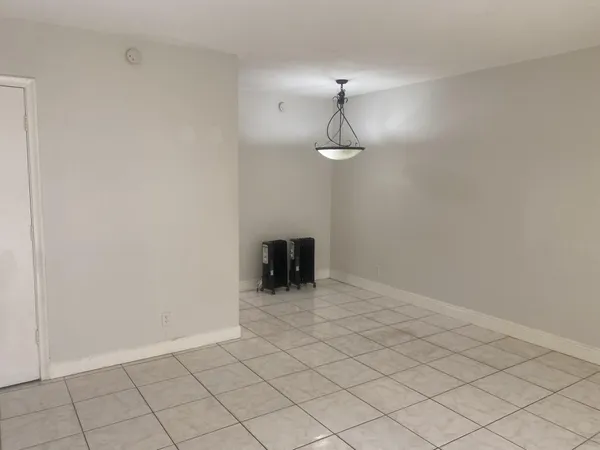 $1,750 | 819 Southwest 9th Court, Pompano Beach, FL 33060