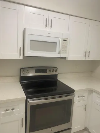 $1,750 | 819 Southwest 9th Court, Pompano Beach, FL 33060