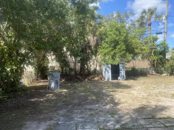 $1,750 | 819 Southwest 9th Court, Pompano Beach, FL 33060