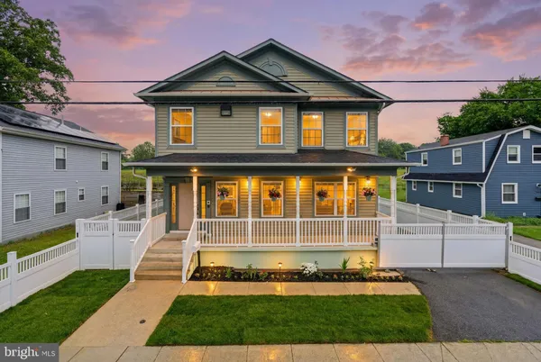 $775,000 | 3930 Allison Street, North Brentwood, MD 20722