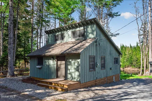 $285,000 | 26 Sullivan Way, Minerva, NY 12857