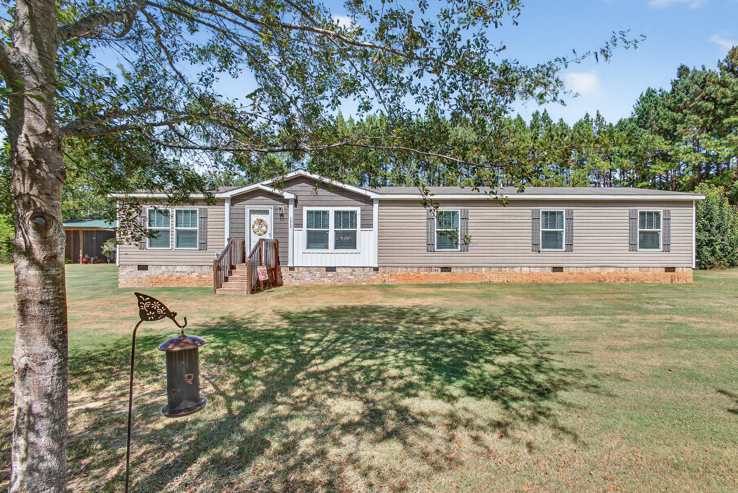 1550 Dove Road Barnwell, SC 29812 - Photo 1 of 45
