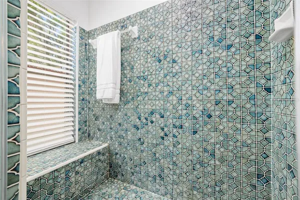 $750,000 | 8115 Southwest 1st Place, Gainesville, FL 32607