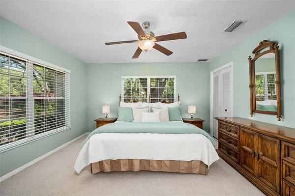 $750,000 | 8115 Southwest 1st Place, Gainesville, FL 32607