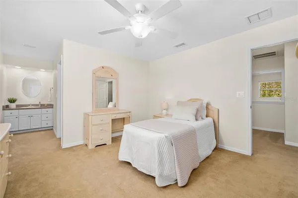 $750,000 | 8115 Southwest 1st Place, Gainesville, FL 32607